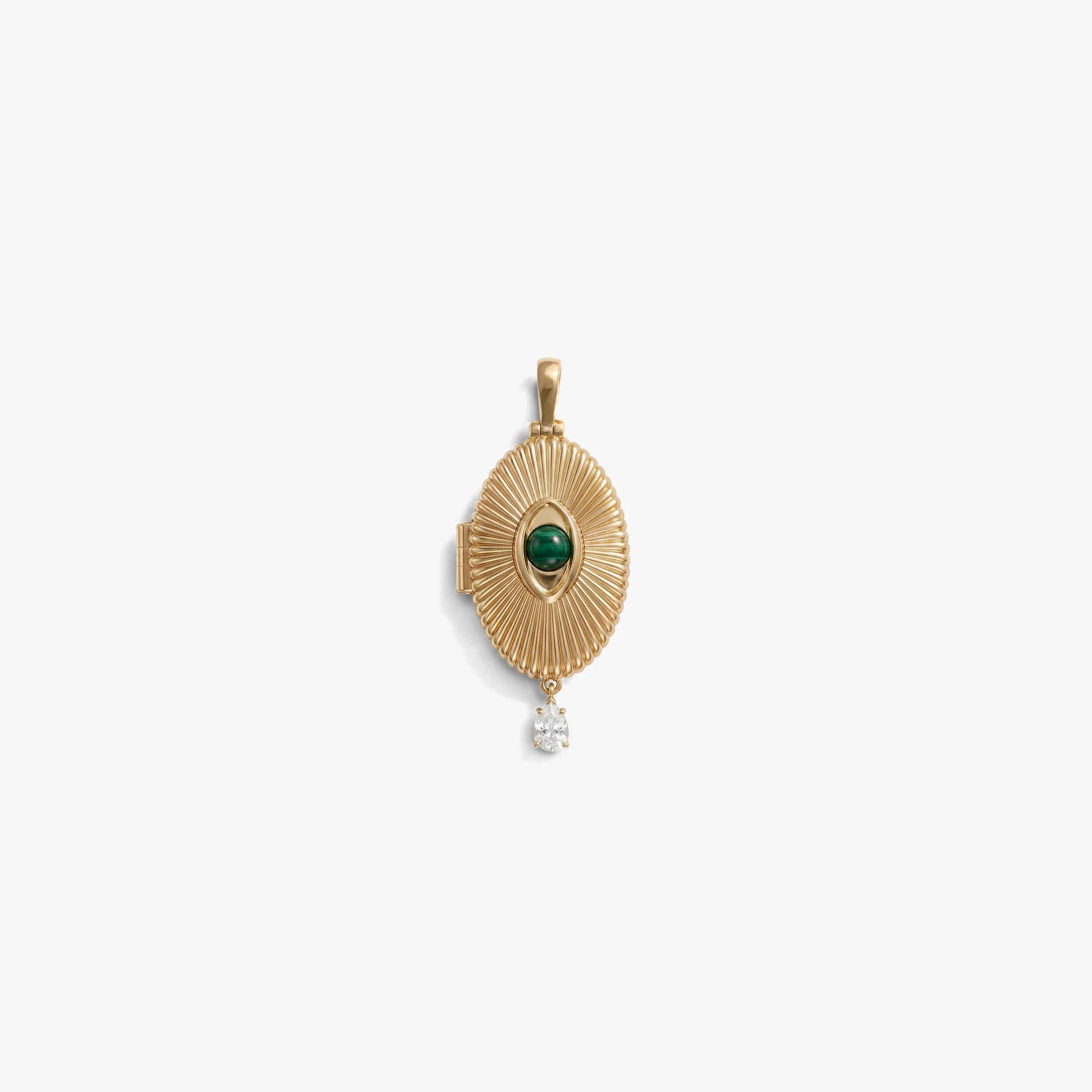 Lover's Eye Locket - Image 5