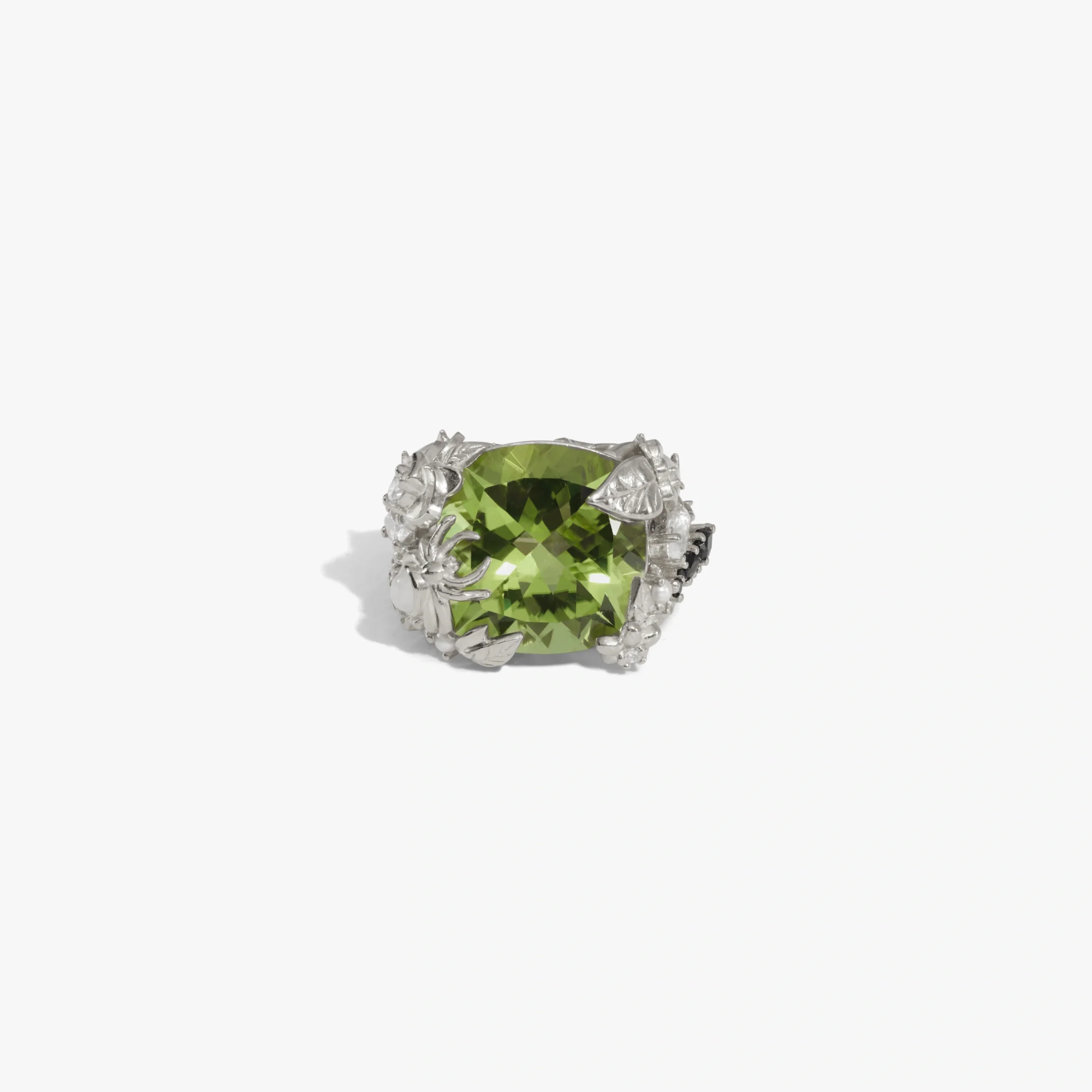 Queen of the Fairies Statement Ring - Image 5