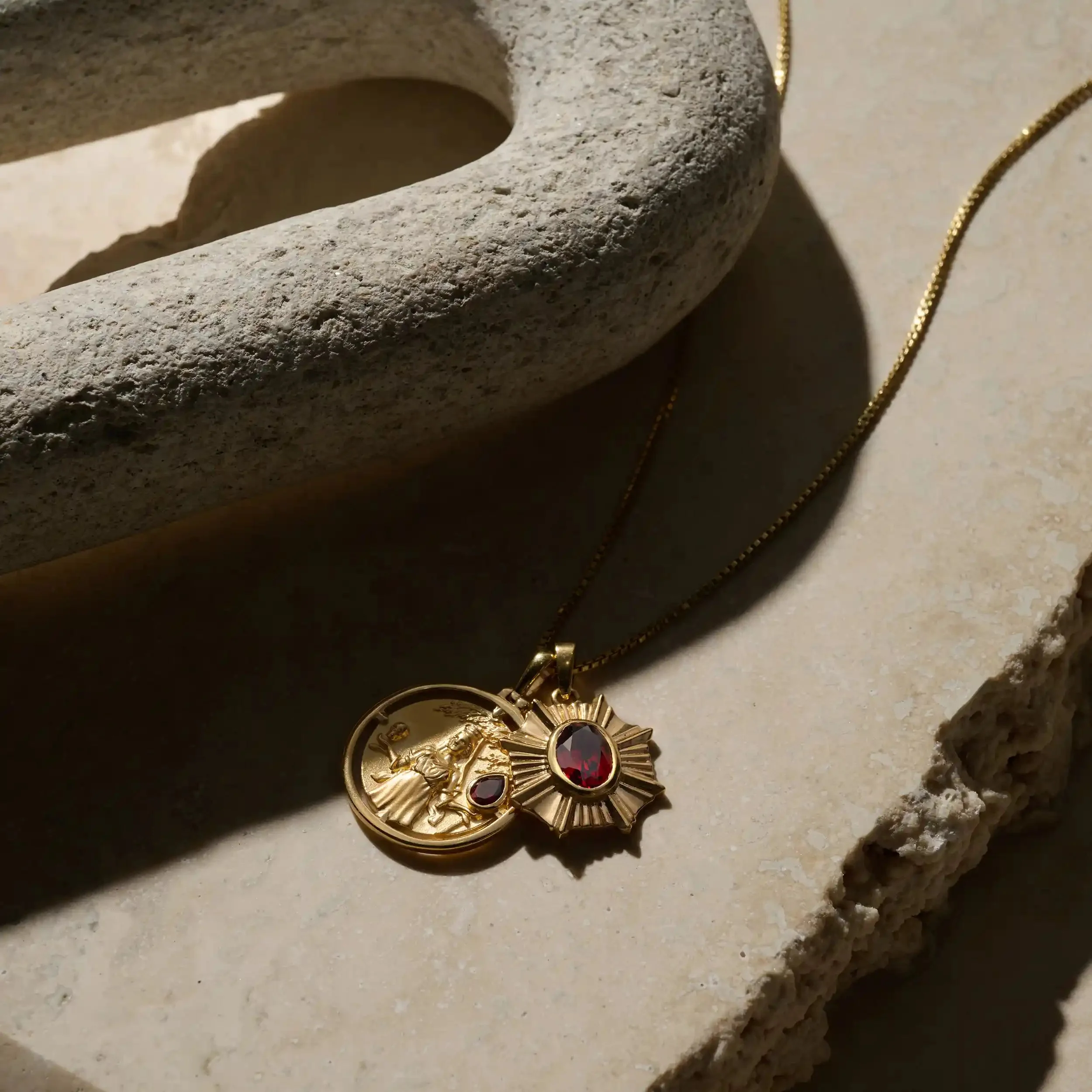 Garnet Aura Necklace Set - Image 3