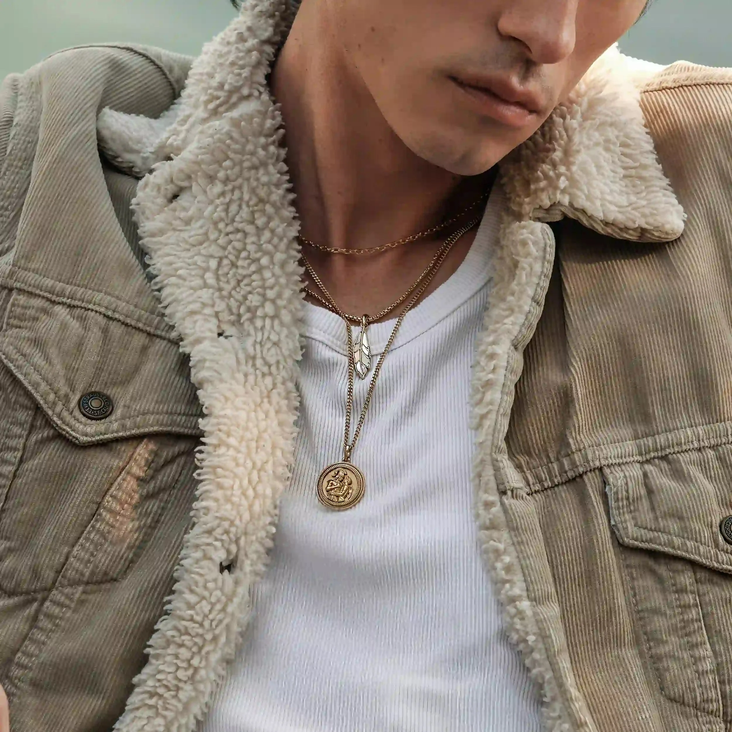 Men's Mother of Pearl Feather Necklace - Image 3