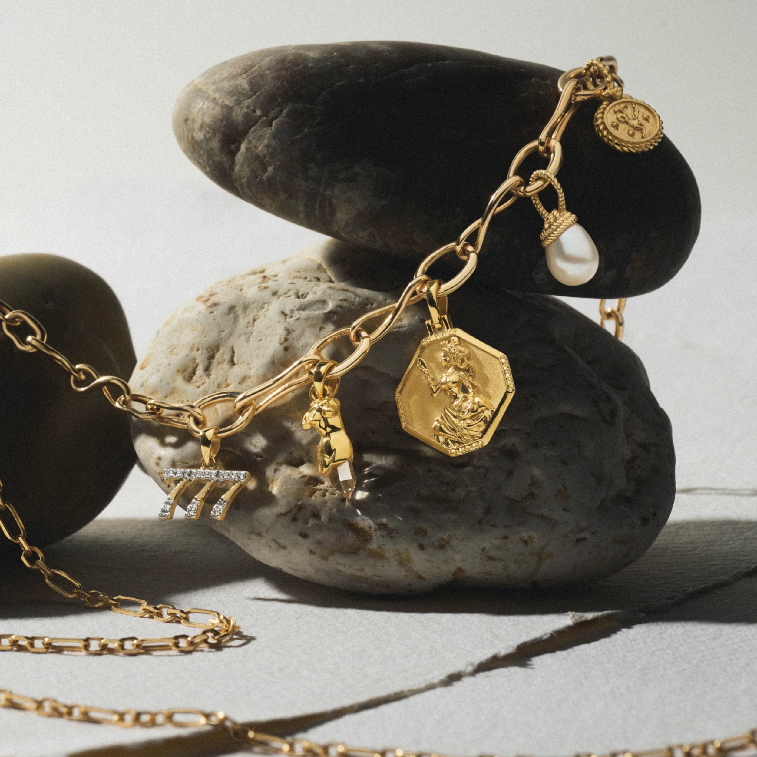 Oshun Goddess Pendant - Image 3
