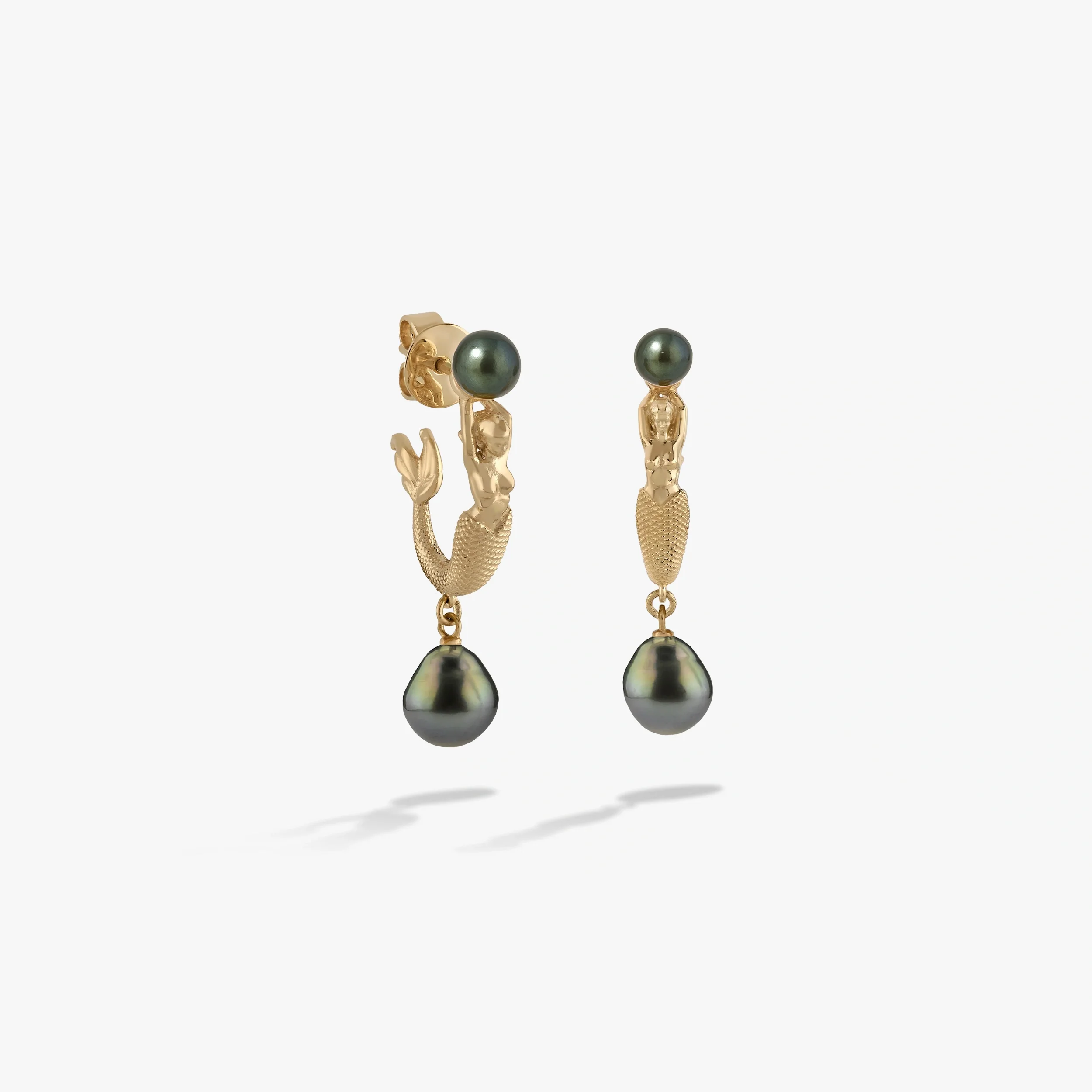 Sea Siren Pearl Earring - Image 5