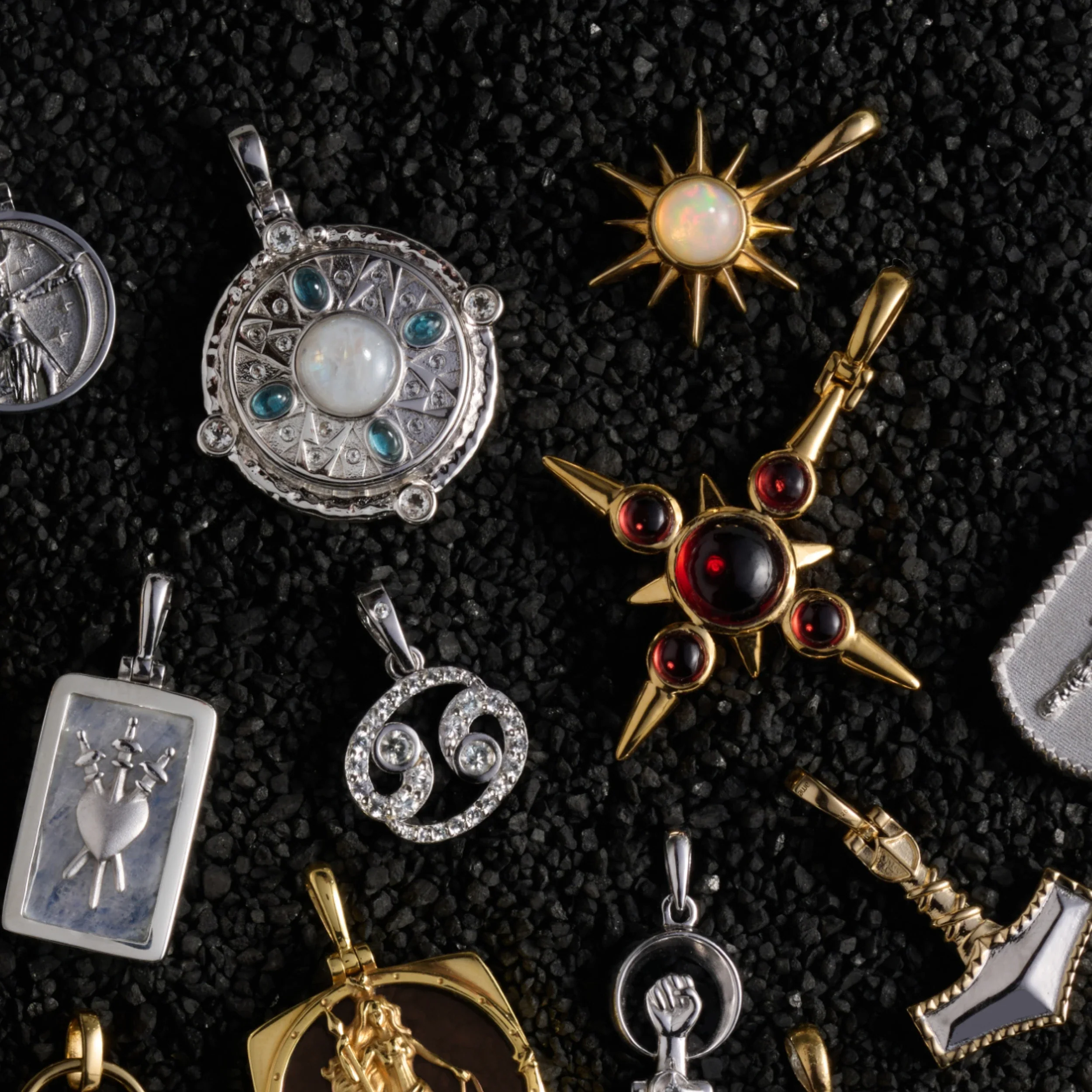 Manifestation Locket Pendant - Image 4
