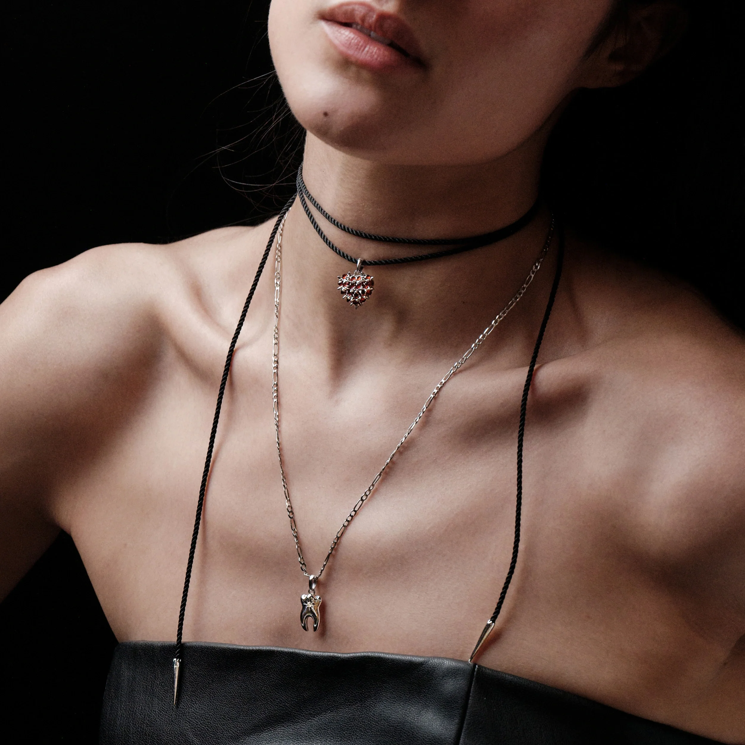 Sapphire Tooth Figaro Necklace - Image 2